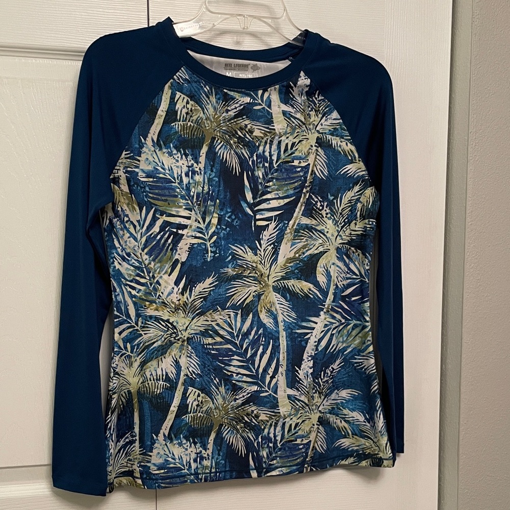 Reel Legends Performance Outfitters Reel-Tec Rash Guard Pullover Top Tropical M